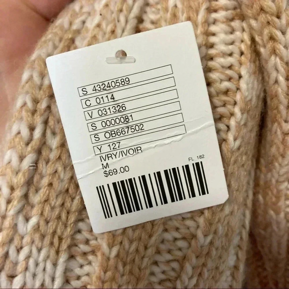 NWT  Urban Outfitters ribbed cropped turtleneck sweater - Picture 5 of 6